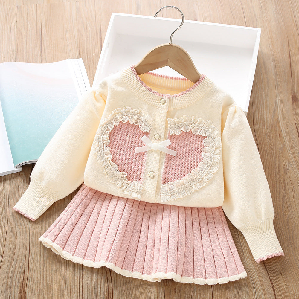 A girls sweater set, foreign style, sweet little girl peach heart fashionable knitted long-sleeved cardigan skirt two-piece set