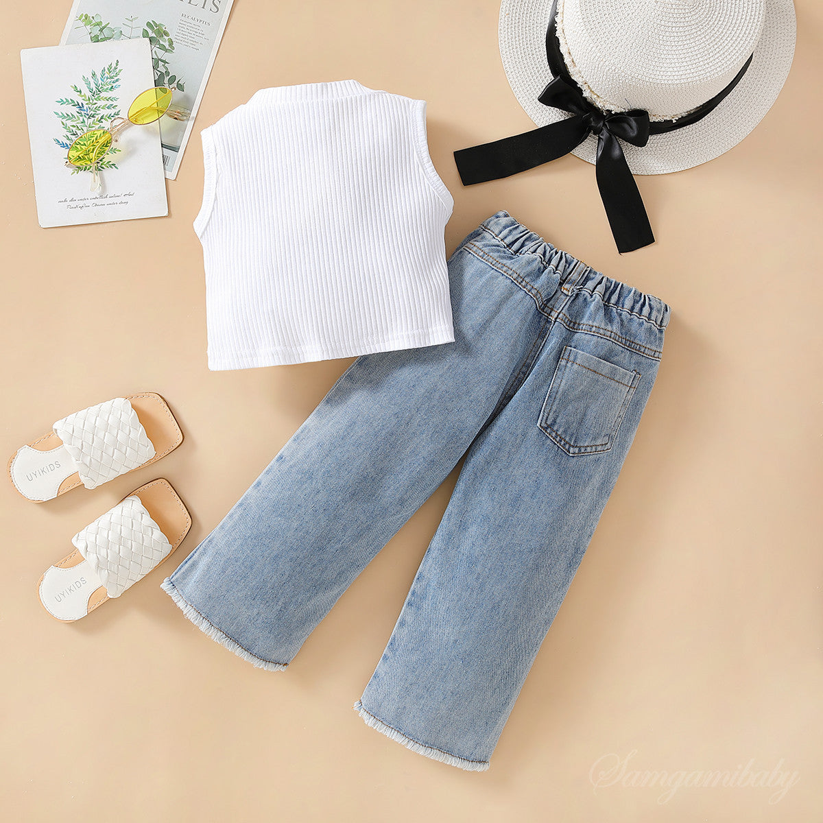 INS Children's Clothing Spring/Summer New Girls' Set Small and Medium Sized Children's Sleeveless Short Top+Perforated Jeans Two Piece Set 0.3kg