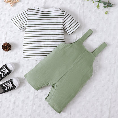 A 2023 new Amazon explosions black and white horizontal stripes short-sleeved green suspenders two-piece suit a generation.