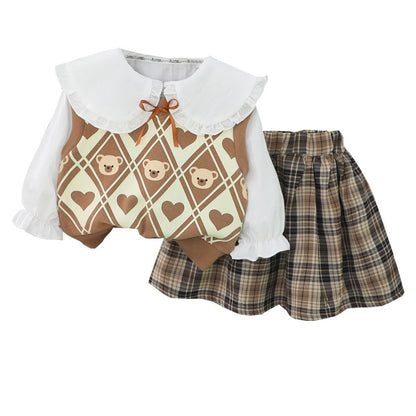 A girls' suit, spring and autumn children's foreign style, sweet, fashionable and cute animal skirt, three-piece set, wholesale from the source manufacturer