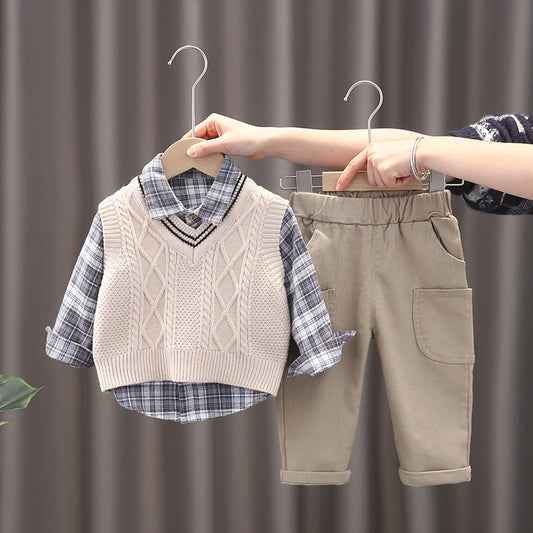 Conjunto de tres chalecos y suéteres para niños, primavera y otoño 2024, nuevo y atractivo traje de bebé para niños coreanos, venta al por mayor, 0,3 kg 