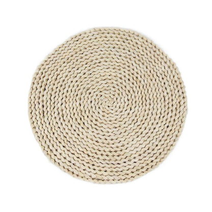 A Japanese-style home natural corn husk handmade straw plus thermal insulation tea mat table mat heat-resistant casserole mat plate cup placemat