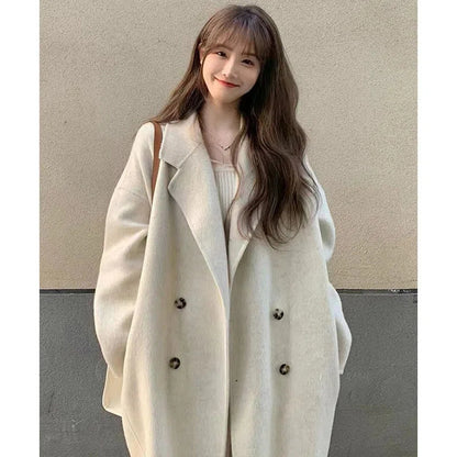 A woolen coat women's autumn and winter new woolen coat versatile small man explosion Hepburn style Korean tide