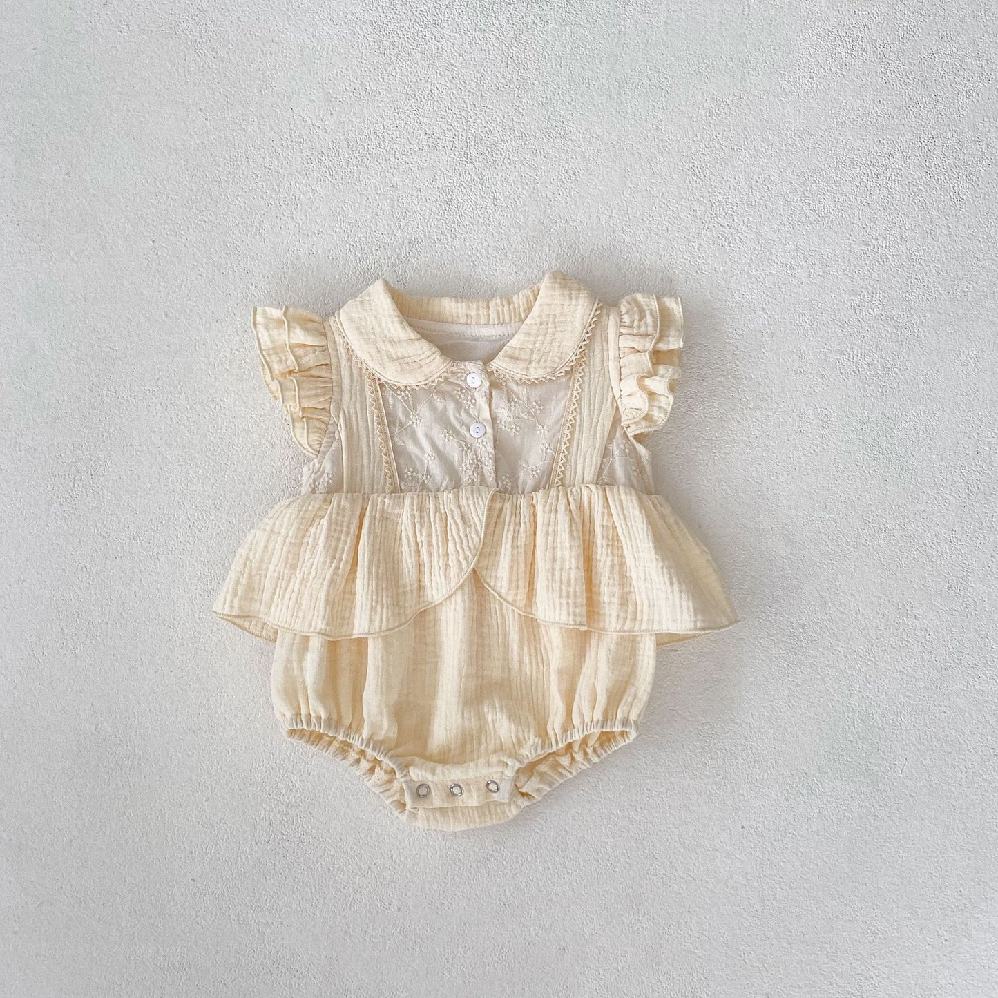 A Korean version of baby clothes, new summer style with doll neckline and small skirt hem, sweet and cute baby girl climbing clothes, children's clothing