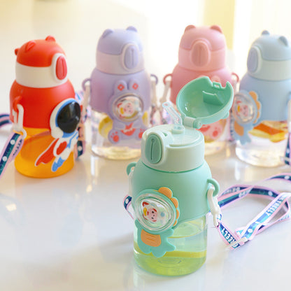 Vaso de agua para niños, vaso de paja anticaída de gran belleza para celebridades de Internet de verano, para niños y niñas que van a la escuela, jardín de infantes, botella de agua para bebés 