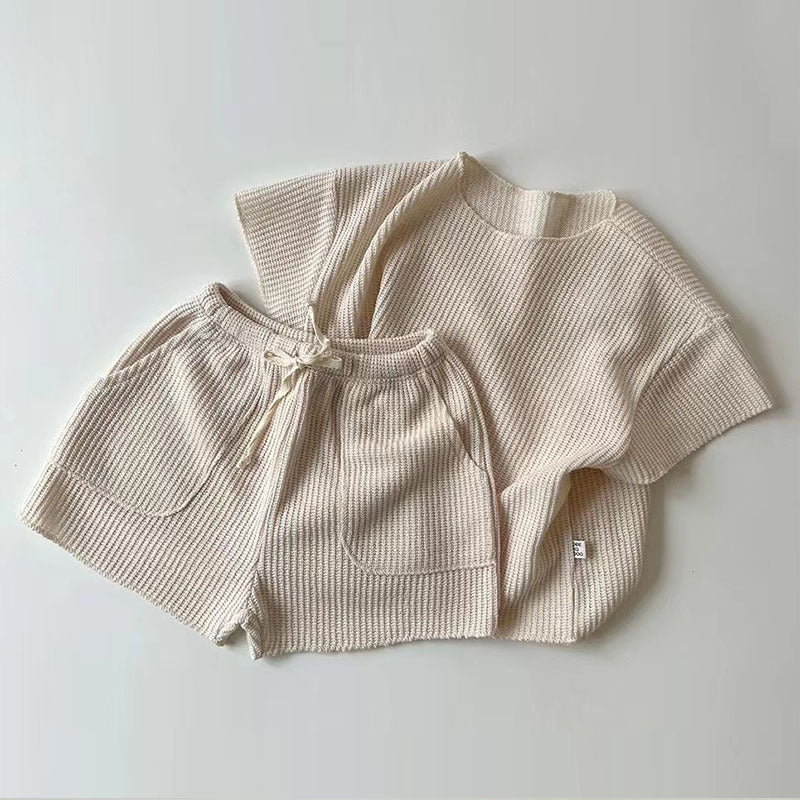 A Korean version of baby clothing fashion casual short-sleeved loungewear set baby loose knitted sports cover two-piece set