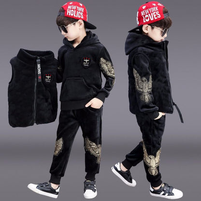 A boys autumn and winter suit new fleece thickened sweater three-piece set medium and older children's Korean version double-sided fleece children's clothing