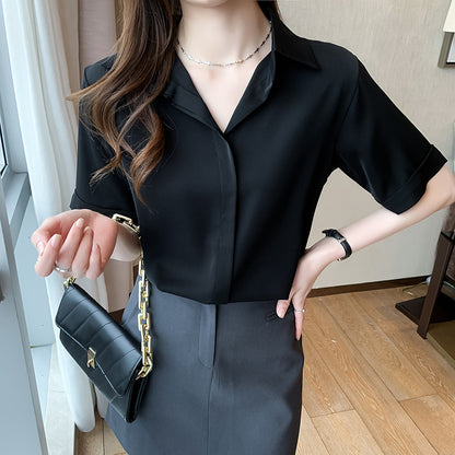 A short-sleeved semi-open neck chiffon shirt women's 2024 Korean version shirt design sense niche loose large size casual top summer