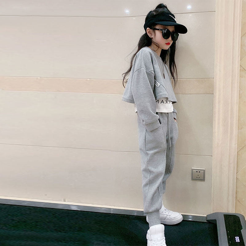 Girls' casual suit, fashionable fake two-piece girl's sweatshirt, trousers, sportswear, two-piece autumn suit, foreign children's suit, 0.38kg