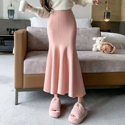 Knitted half length skirt for women in autumn and winter , new sweet and slim fit fishtail skirt, thickened and long, buttocks wrapped skirt(Weight:0.55kg)