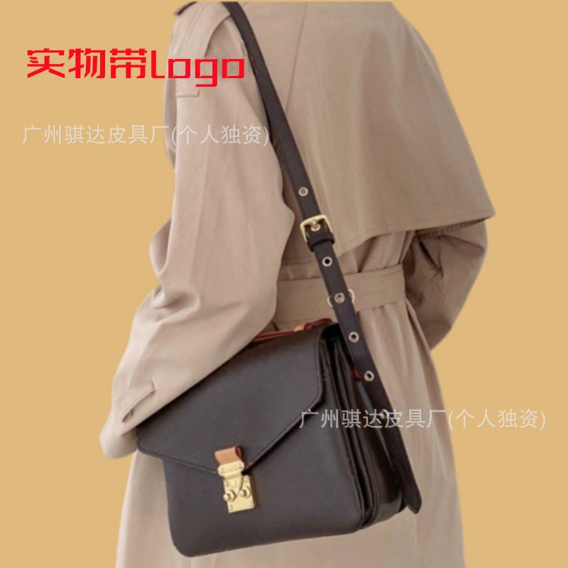 A 2024 new classic old flower messenger bag trendy versatile leather yellow flower portable chain diagonal span women's bag with logo