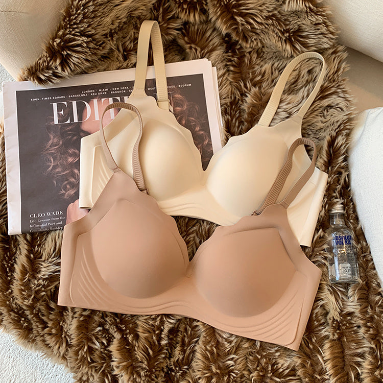 P Xueli's Traceless Thin Underwear for Women Gathering: No Steel Rim, Large Chest, Small and Anti sagging, Adjustable Bra for Collar Collection