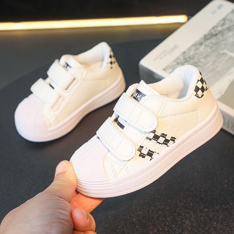 P 2024 spring and autumn new children&#039;s shell head shoes breathable girls&#039; shoes and boys&#039; sports shoes casual small white shoes.