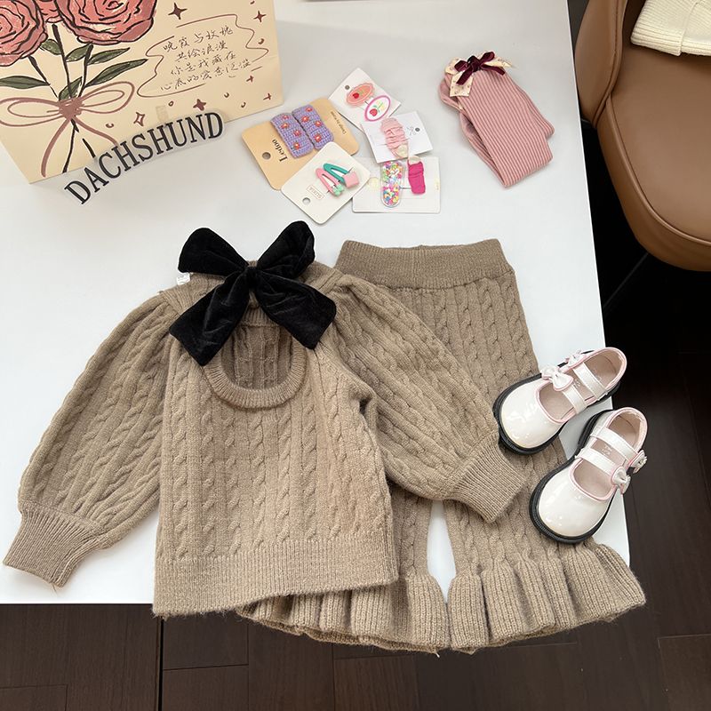 Girl's Fragrant Set Baby Fashionable Knitted Sweater Flare Pants Children's Casual Korean Two piece Set Trendy