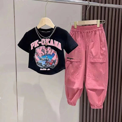 P New 2024 Girls Half Sleeve Summer Middle Kids Suit Net Red Fashionable Cargo Pants Loose Cartoon Suit