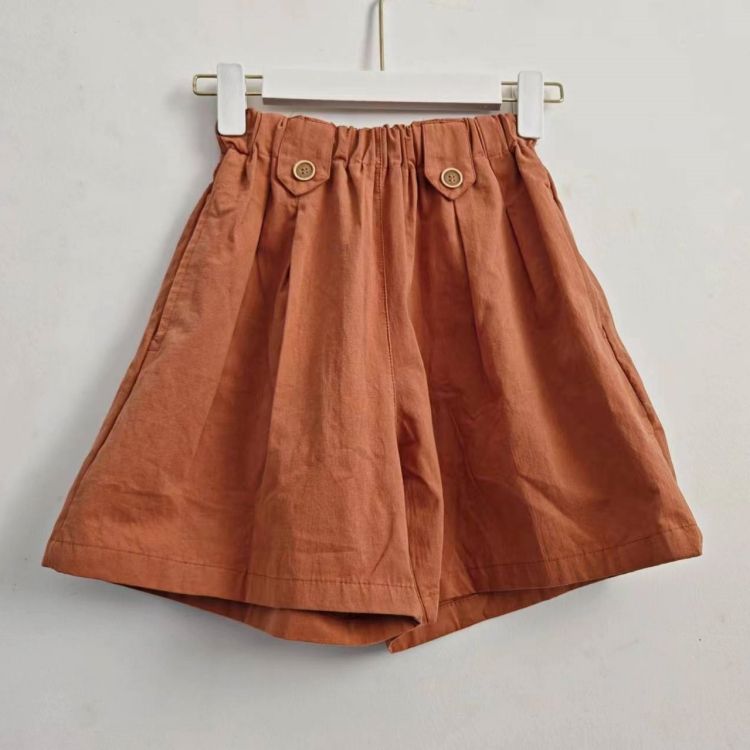 Traje de verano para niñas P delgado 2024 nuevo Zhongda camisa de manga corta para niños en línea celebridad pantalones cortos de moda traje de dos piezas. 