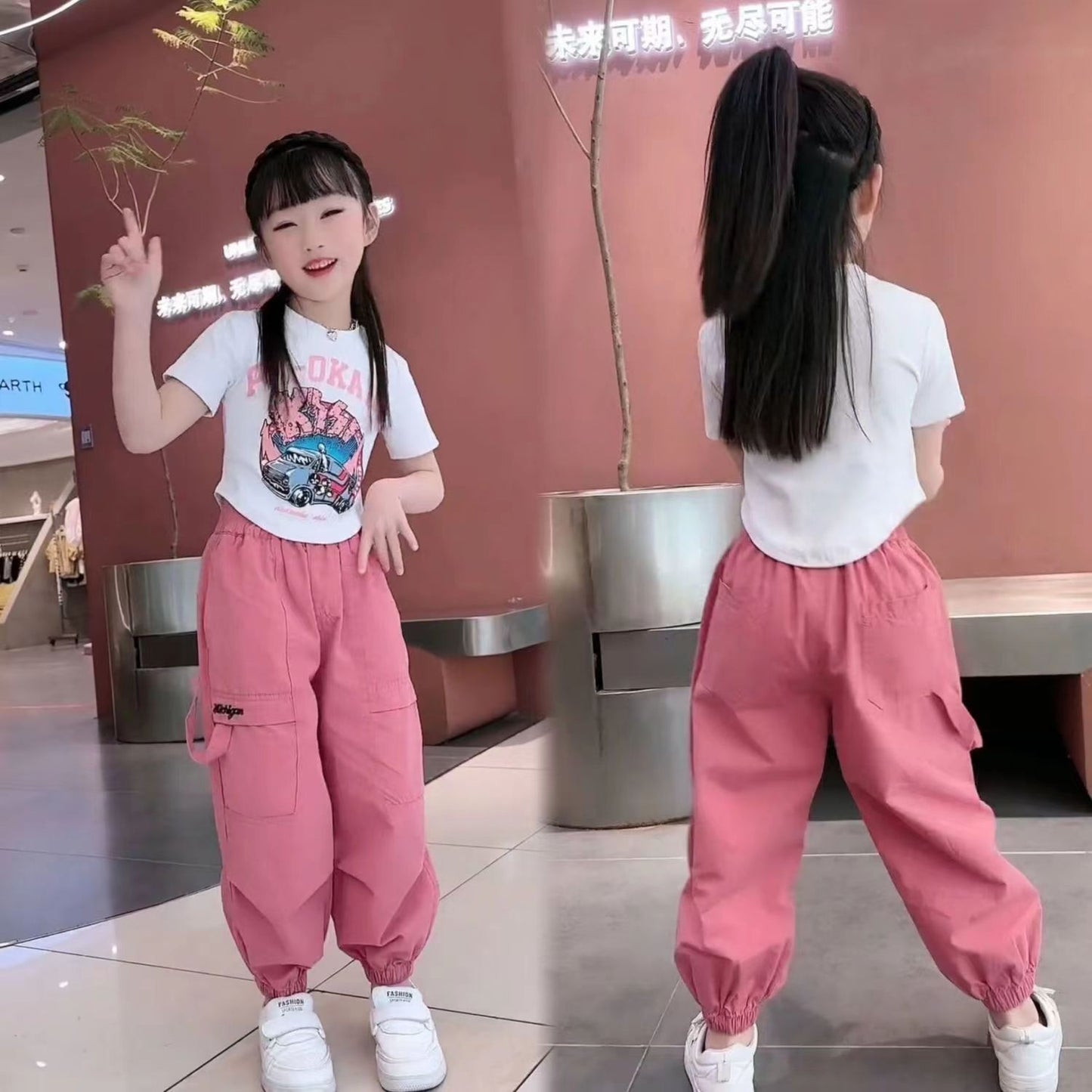 P New 2024 Girls Half Sleeve Summer Middle Kids Suit Net Red Fashionable Cargo Pants Loose Cartoon Suit