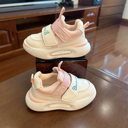 P New Baby Shoes Spring and Autumn Little White Shoes Walking Shoes Soft Sole Boys and Girls Sports Shoes Versatile 1-2-3 Years Old 5