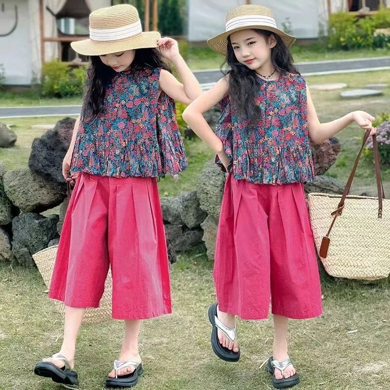 P 2024 Nuevo conjunto de verano para niñas Tops florales de estilo extranjero para niñas, pantalones anchos para niños, conjunto de dos piezas de moda para niños grandes 