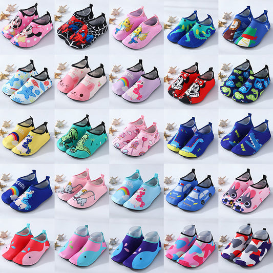 P Beach shoes, women and men diving shoes, snorkeling socks, children wading swimming, non-slip, soft-soled, quick-drying and anti-cutting upstream shoes and socks.