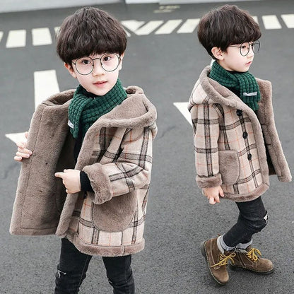 children  warm woolen coats, boys and girls, plus velvet and thick woolen coats