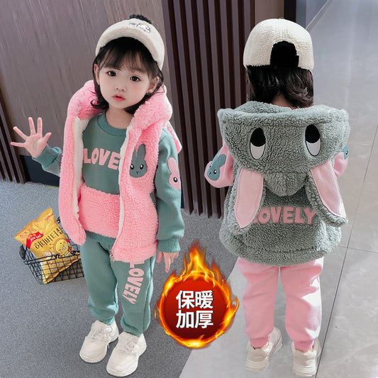 P baby girl 1 year old baby girl 3 children's clothing fleece thickened boys sweater three-piece set children's winter warm jacket set