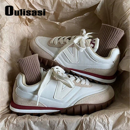 P Oulisasi Retro Forrest Gump Shoes Women's Hit Spring 2024 New German Training Athleisure Muffin Daddy Shoes