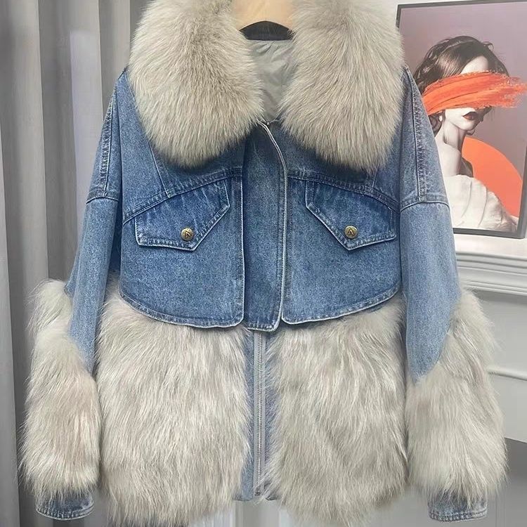 P young fur denim pie overcome female 2024 Internet celebrity stitching new Haining fashion imitation raccoon hair short