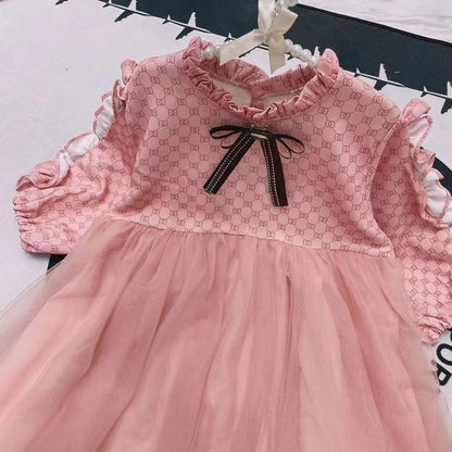 Selección estricta de modelos de vestidos de otoño para niñas en ropa infantil, con pajaritas de estilo retro europeo y americano.