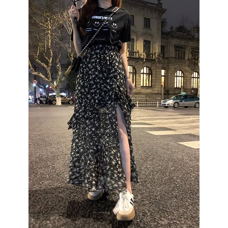 P One-piece/suit design floral cake skirt female fat MM split skirt Joker slim T-shirt two-piece suit summer