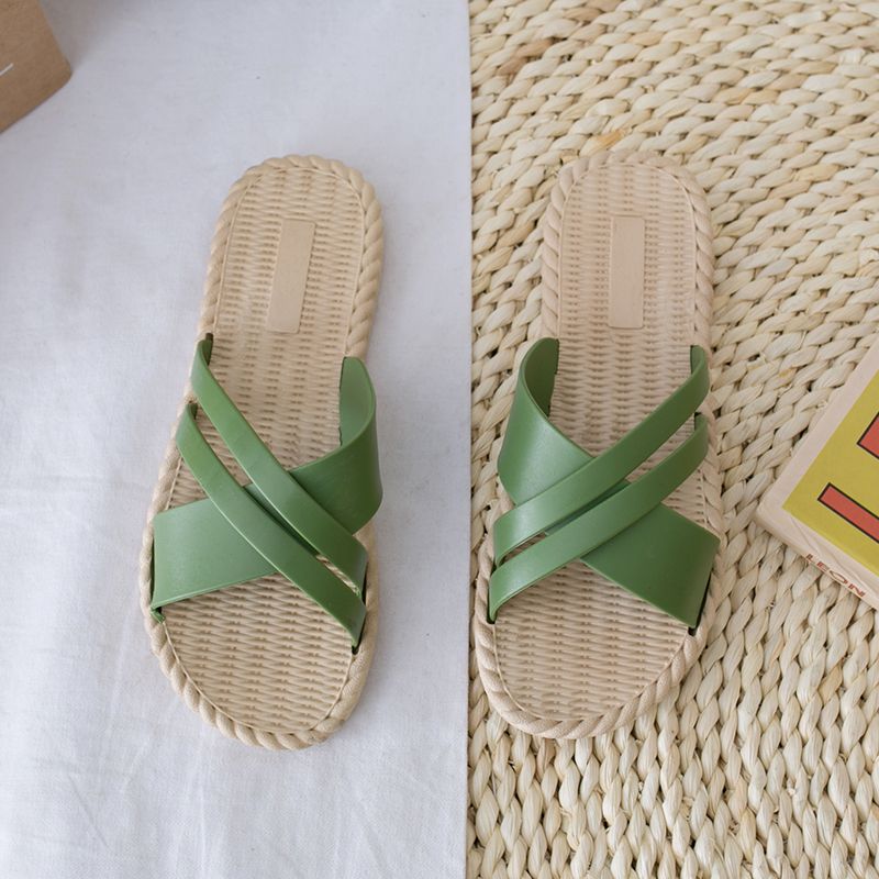 P [Explosive] Fairy sandals are worn outside the new summer four-leaf clover flat flip-flops casual beach shoes