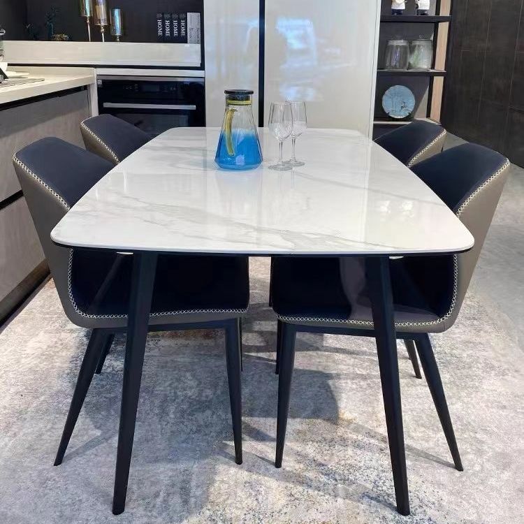 Combinación de mesa y silla de comedor con losa de roca brillante 