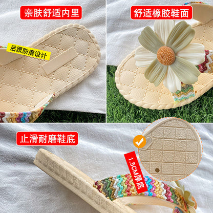 P [Explosive] Fairy sandals are worn outside the new summer four-leaf clover flat flip-flops casual beach shoes