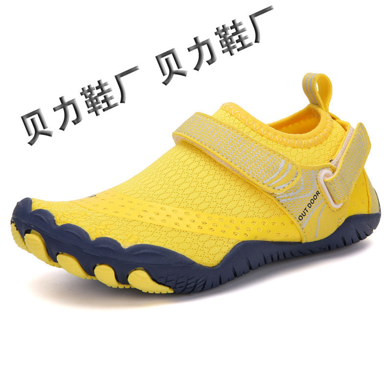 P 2024 Parent Child New Outdoor Shoes Soft Sole Couple Wading Beach Shoes Anti slip Creek Float Replacement Swimming Quick Drying Shoes