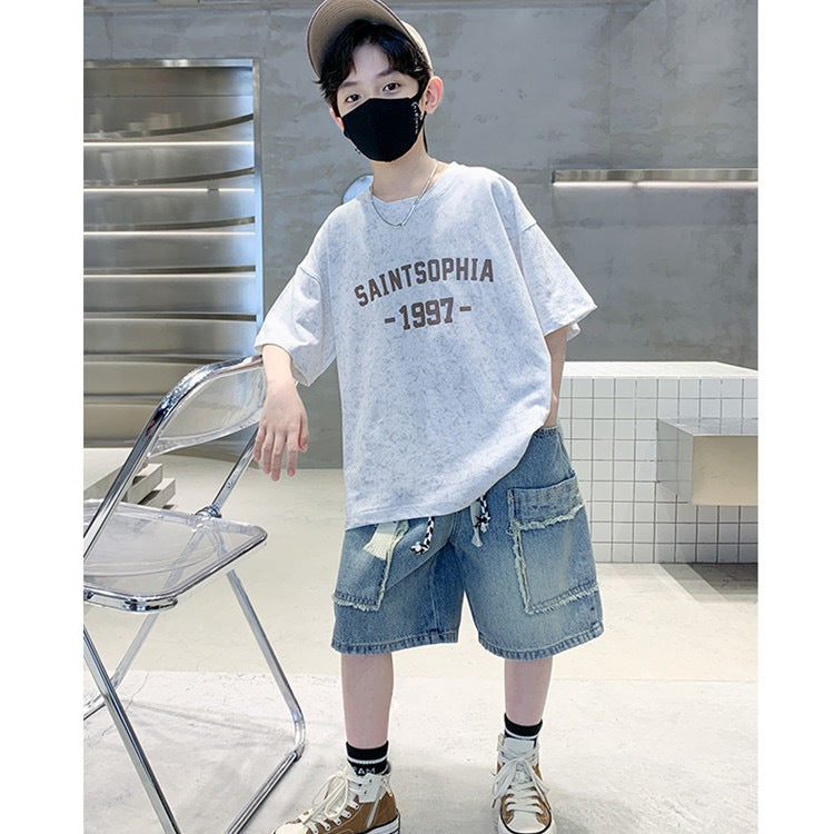 P boy summer suit 2024 new children&#039;s fashion brand short-sleeved cotton two-piece suit is handsome and fashionable.