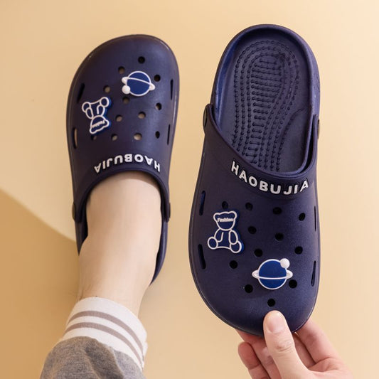 P Summer New Couple Hole Shoes Trendy Soft Sole Korean Beach Shoes Thick Sole Breathable Baotou Cool Slippers Anti slip