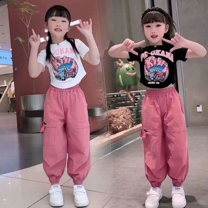 P New 2024 Girls Half Sleeve Summer Middle Kids Suit Net Red Fashionable Cargo Pants Loose Cartoon Suit