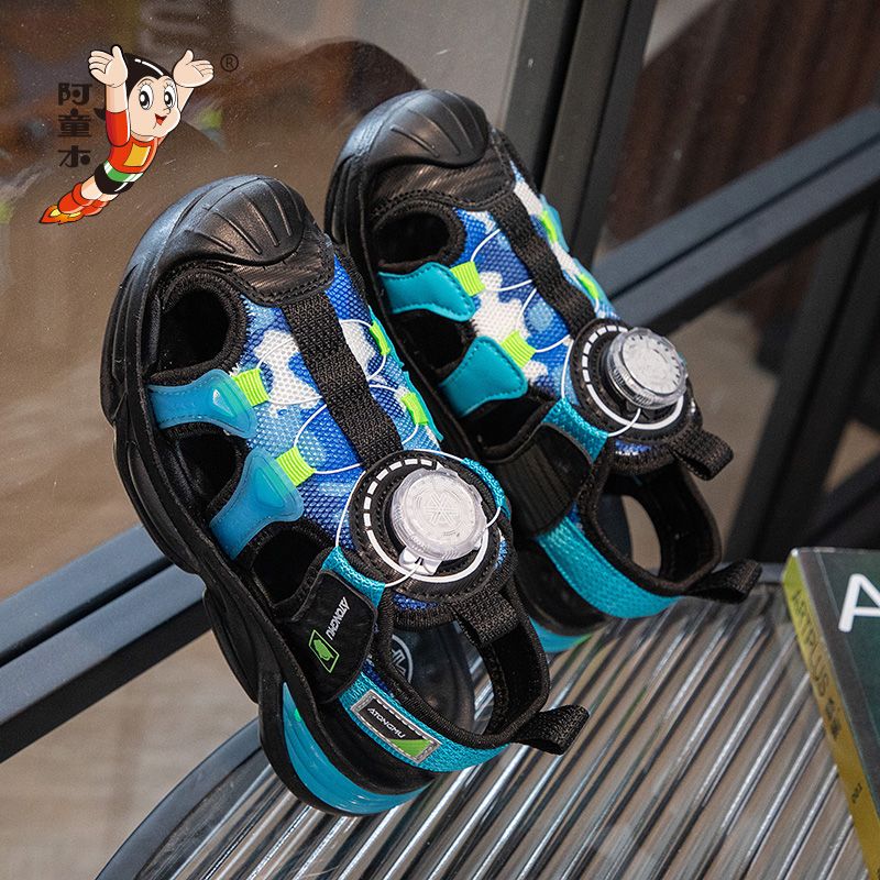 P Astro Boy Youth 2024 Summer Boys and Girls Sandals New Baotou sandals with anti slip soft soles Fashion Beach Shoes