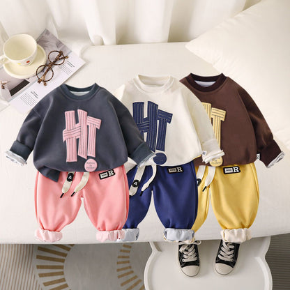 P spring and autumn baby sweater set children's casual top pants medium and small children's men's and women's treasure pants can be opened handsome